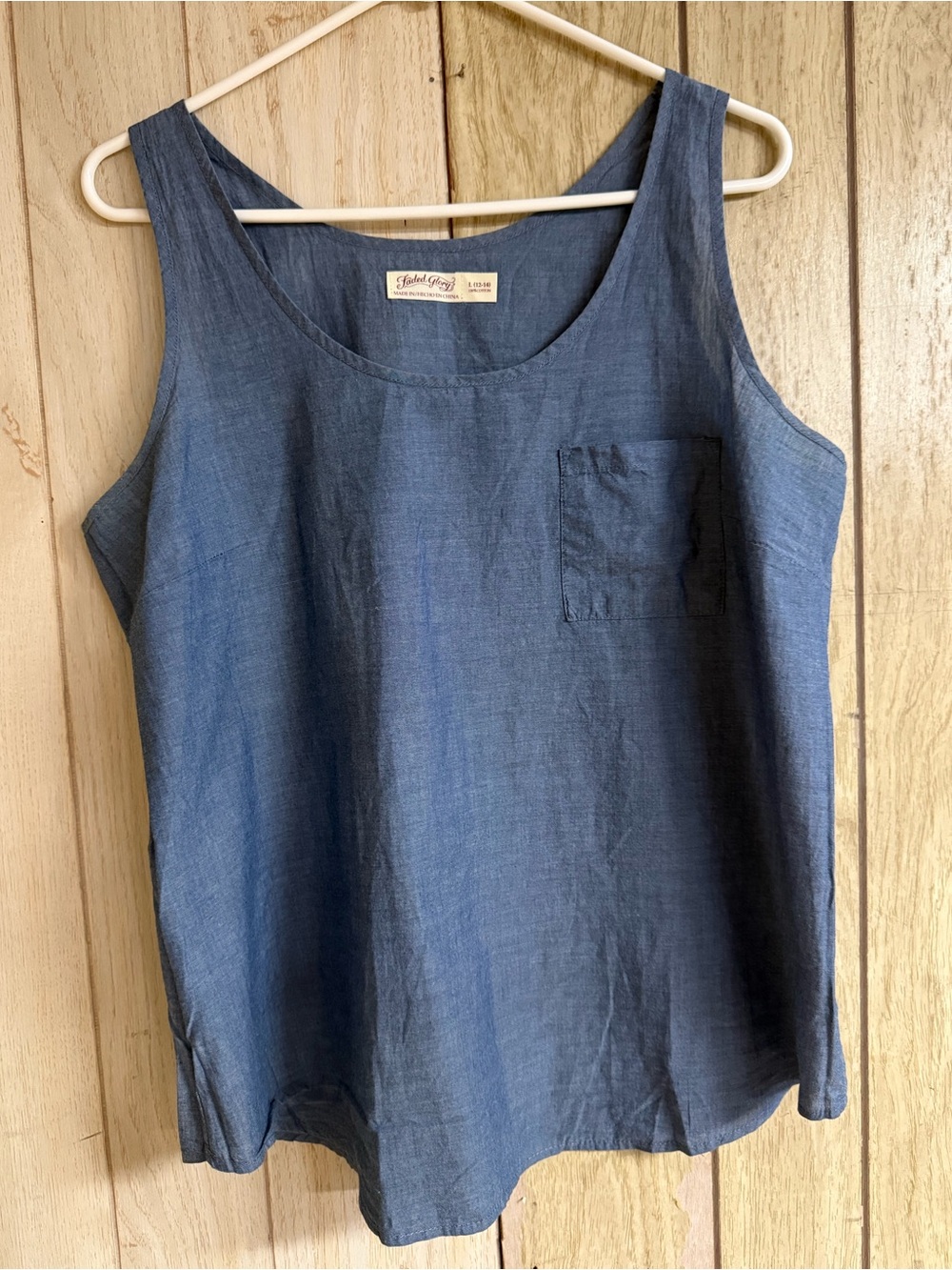 Faded Glory Blue Sleeveless Linen Tank with Chest Pocket